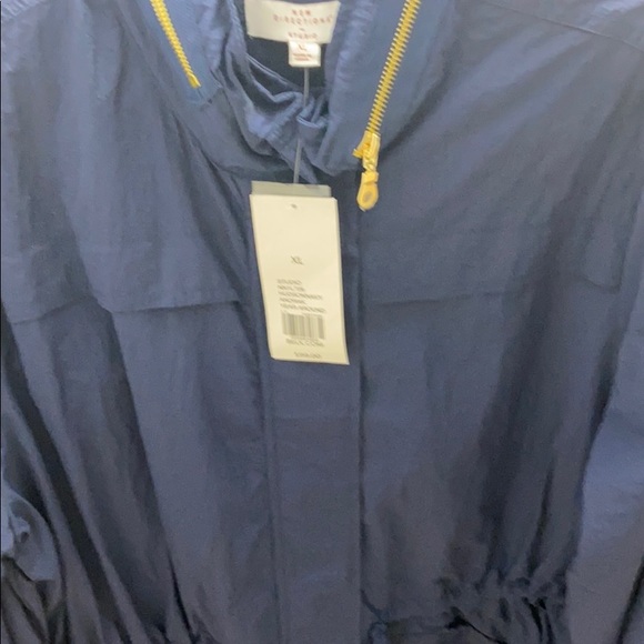 Jacket - Picture 4 of 5